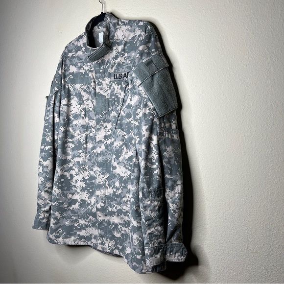 US ARMY Insect Shield Repellent Apparel Digital Camo Jacket - Sz M / XX-Long - Picture 3 of 10